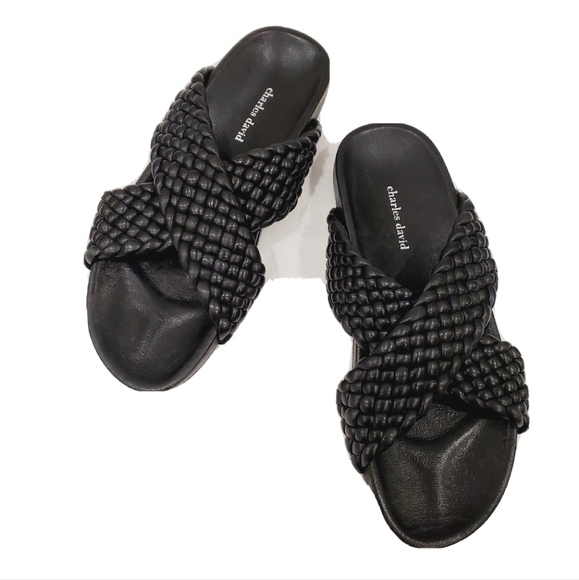 NEW Charles David Defend Flat Sandal Black Sandals - Picture 1 of 4